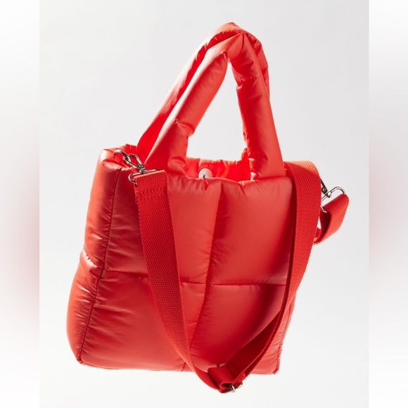 NWT UO Puffer Quilted Tote Crossbody Bag Y2K 90s Coral - Picture 2 of 4